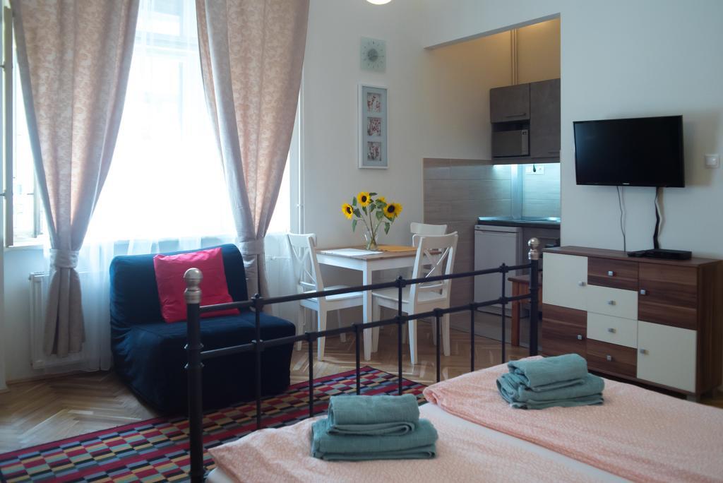 Friendly Home In The Center Budapest Bagian luar foto