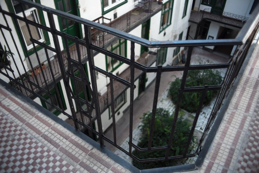 Friendly Home In The Center Budapest Bagian luar foto